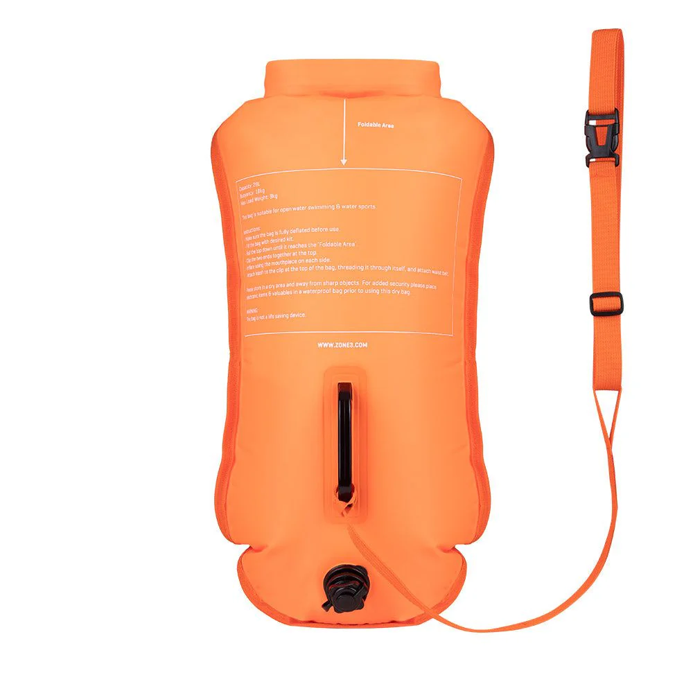 ZONE3 Recycled Safety Buoy / Dry Bag 28L – review: siguranță + storage real la open water