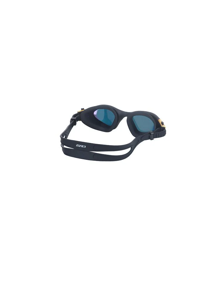 ZONE3 Vapour Swim Goggles – review: Polarized vs Photochromatic (test real, 2 ani)